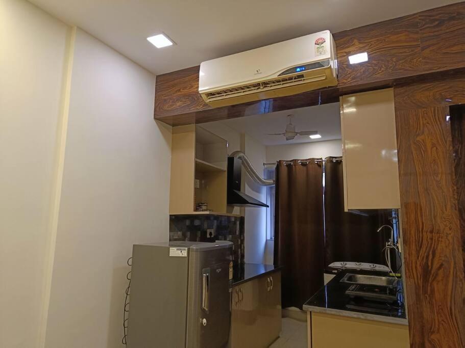 Apartment Bnbbuddy Memorable In West Delhi